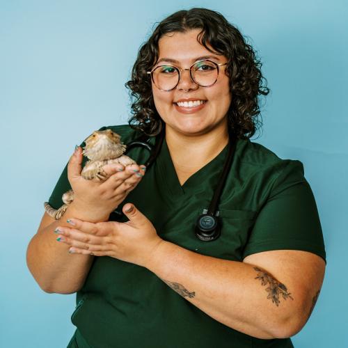 Raven Green holding a horned lizard