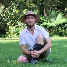 Donnie Alverson portrait outside on lawn.